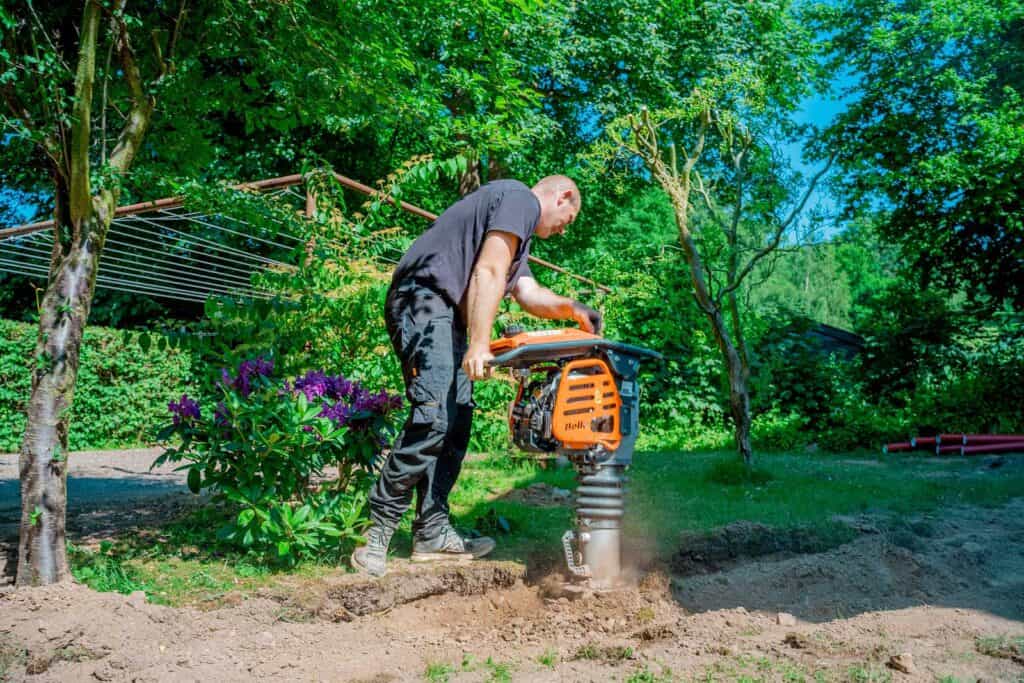 Vi går op i detaljen. Ring til os for et omfangsdræn i Roskilde.